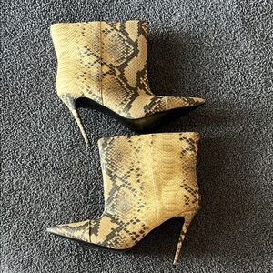 Good American Tan Snake-Print Pointed Stiletto Ankle Boots